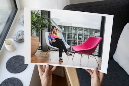 La luce diurna indiretta è adatta per valutare una stampa in modo neutrale.