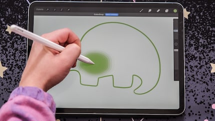 Colorare è facile e veloce: basta trascinare il cerchio del colore dall'angolo in alto a destra nella forma.